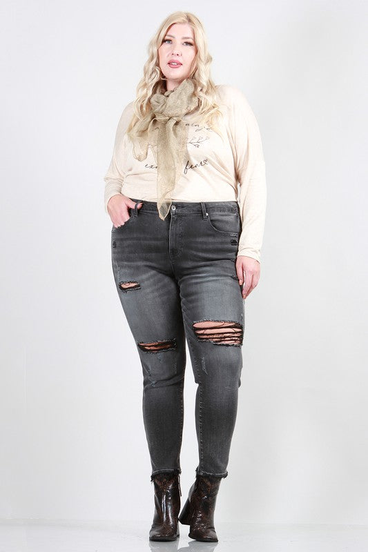 PLUS SIZE DISTRESSED SKINNY JEANS