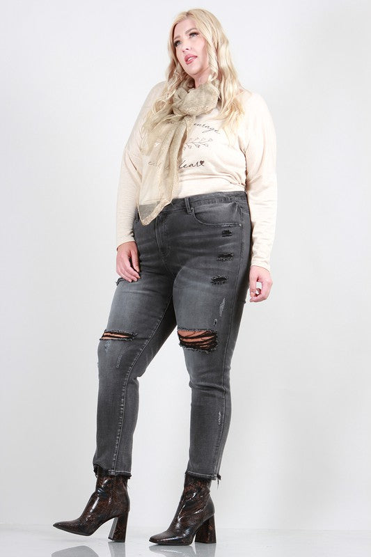 PLUS SIZE DISTRESSED SKINNY JEANS
