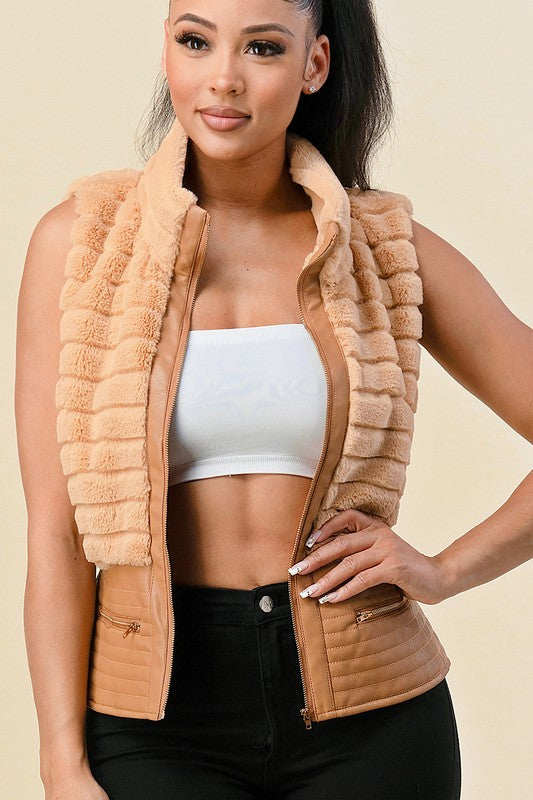 Zipper Pocket Fur Vest Light Mocha