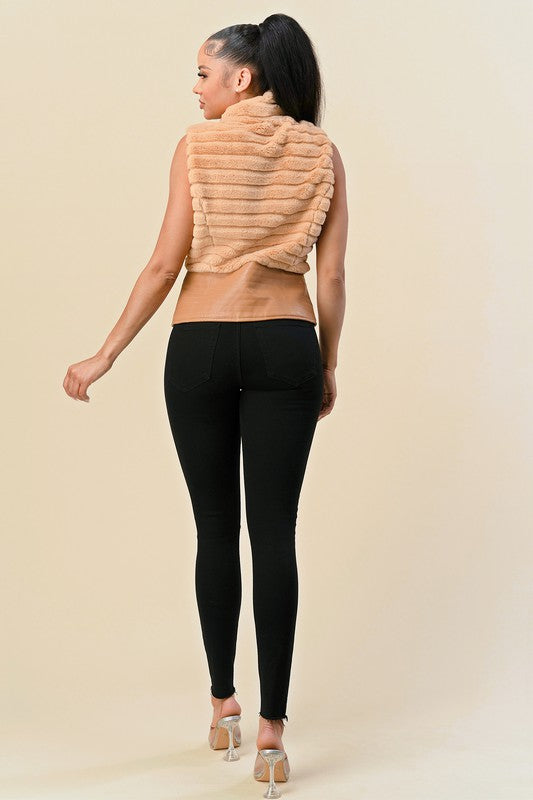 Zipper Pocket Fur Vest Light Mocha