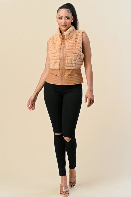 Zipper Pocket Fur Vest Light Mocha