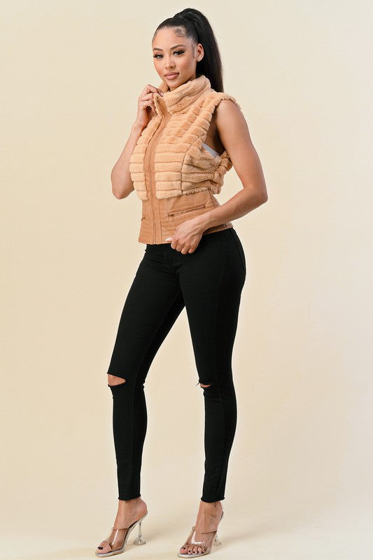 Zipper Pocket Fur Vest Light Mocha
