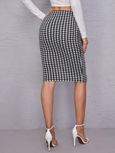 Houndstooth Slit Knee-Length Skirt