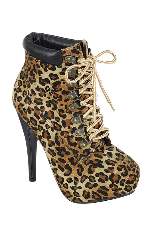 Ladies fashion military inspired ankle boot, lace up closure, with grommets - Desireez 