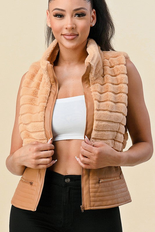 Zipper Pocket Fur Vest Light Mocha